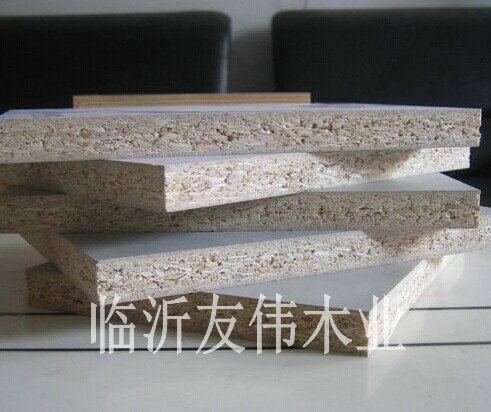 膠合板滑？滑？滑？